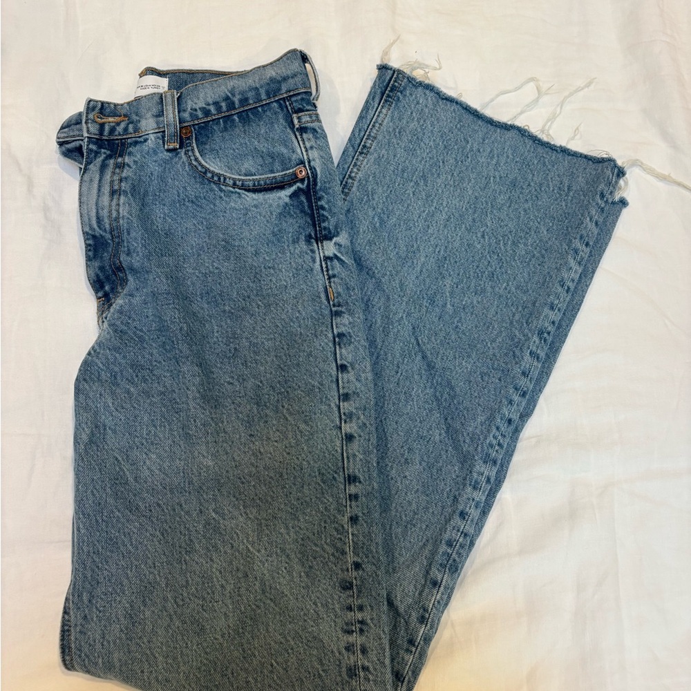 Zara High Rise Jeans - Picture 3 of 4